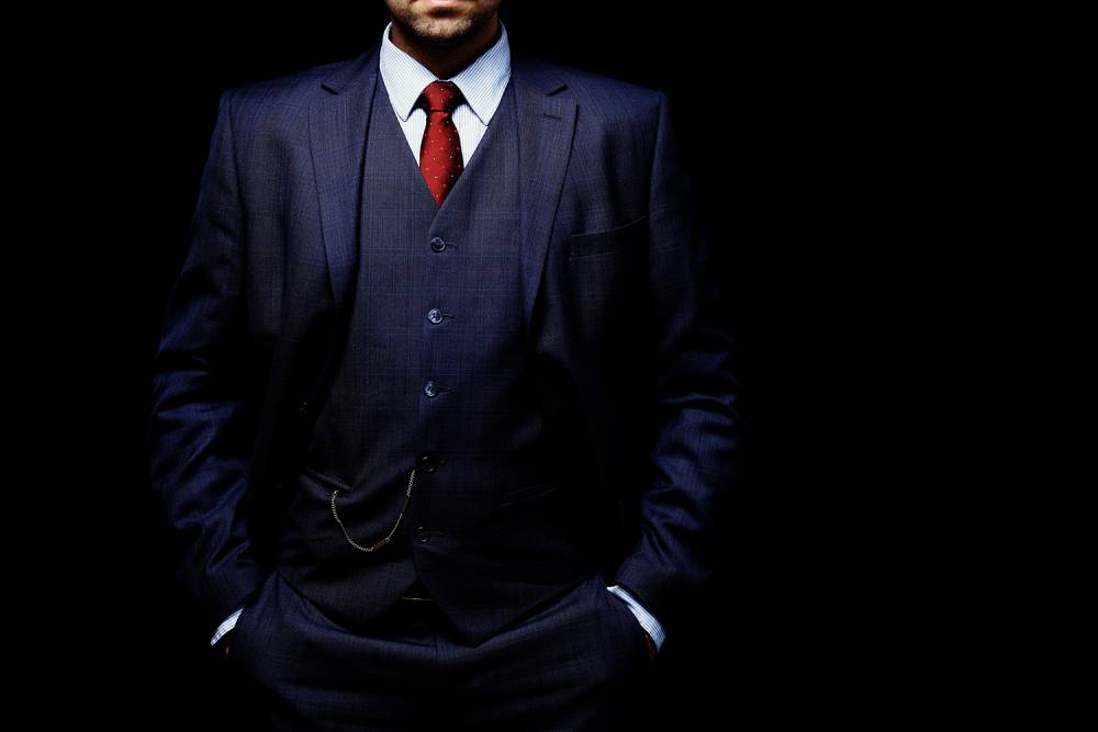 Costume homme près de Grammat